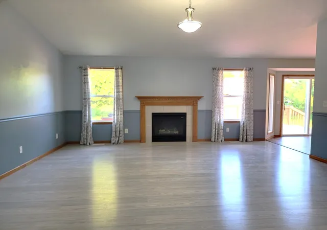 2nd image of 4202 Sunbury Dr, Rockford, IL 61109 | MLS# 12726770