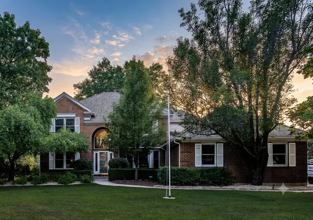 1st image of 1422 Eagle Ridge Dr, Antioch, IL 60002 | MLS# 12726787