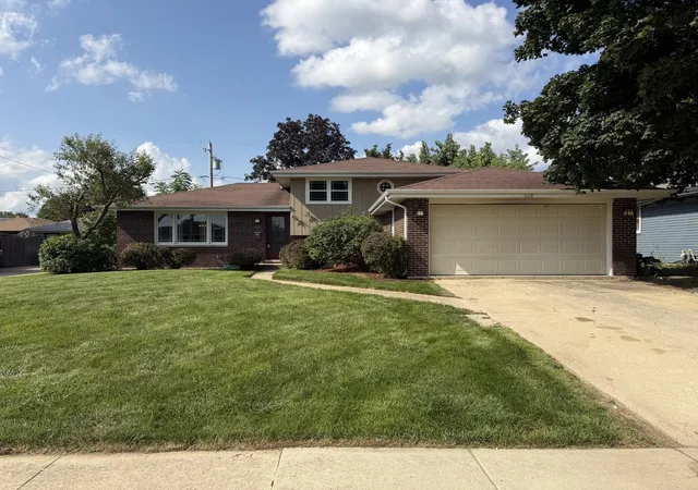 image of 608 Gloria St, Lockport, IL 60441 | MLS# 12726801