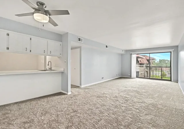 3rd image of 830 Elder Rd #406, Homewood, IL 60430 | MLS# 12726869