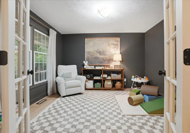 Photo 4 of Single family home for sale at 15 Fox Crk Rd, Towanda, IL 61776 | MLS# 12726912 | Listing updated on 2026-09-04