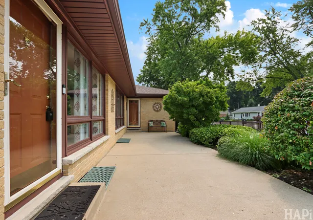 Photo 3 of Sale Pending at 365 Woodland Dr, Grayslake, IL 60030 | MLS# 12726933 | Listing updated on 2026-08-25