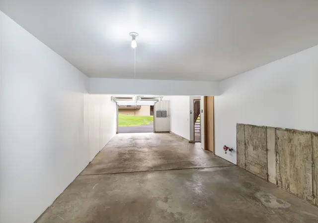 image of 695 Dean Dr, South Elgin, IL 60177