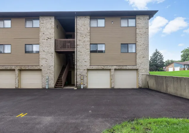 20th image of 695 Dean Dr #G, South Elgin, IL 60177 | MLS# 12726992