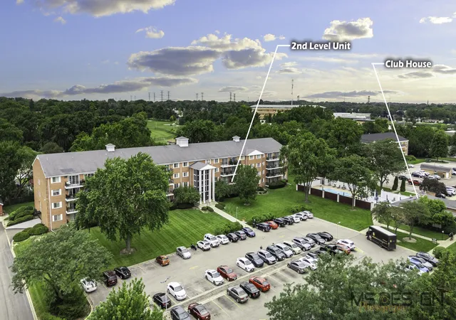 1st image of 1060 N Farnsworth Ave #1206, Aurora, IL 60505 | MLS# 12727111