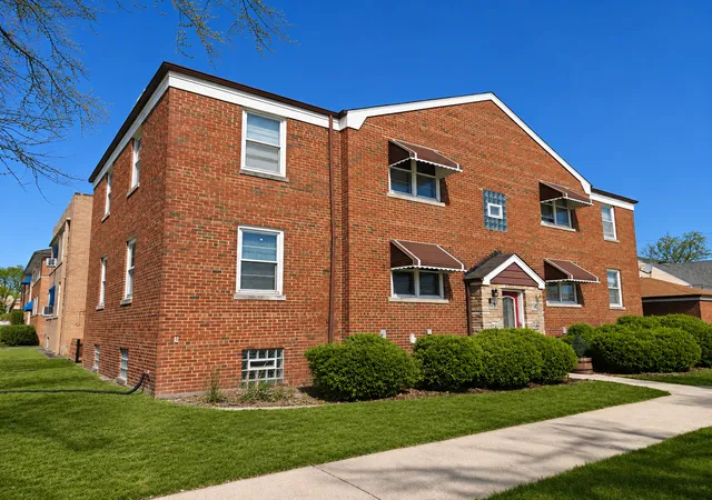 Photo 2 of Multi family home for sale at 1106 Alima Ter, La Grange Park, IL 60526 | MLS# 12727146 | Listing updated on 2026-08-17