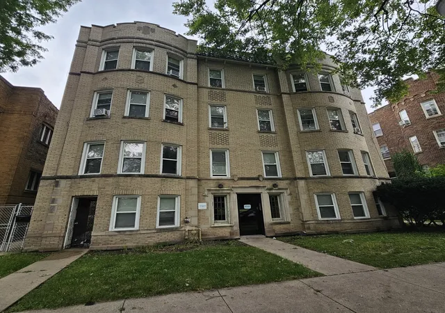 Photo 1 of Sale Pending at 6049 N Talman Ave #GD-A, Chicago, IL 60659 | MLS# 12727186 | Listing updated on 2026-08-20