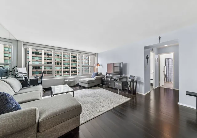 2nd image of 3600 N Lake Shore Dr #1308, Chicago, IL 60613 | MLS# 12727201