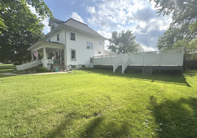Photo 2 of Single family home for sale at 263 N Oak St, Herscher, IL 60941 | MLS# 12727289 | Listing updated on 2026-08-19