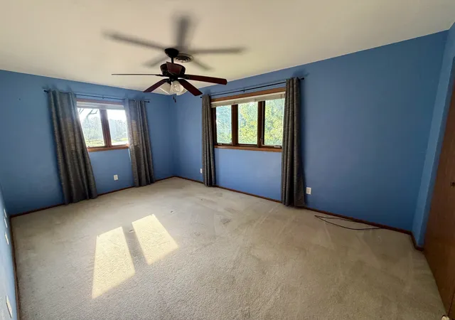 2nd image of 8504 Ridgewood Rd, Rock Island, IL 61201