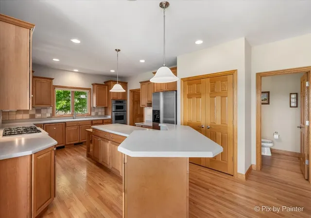 Photo 4 of Sale Pending at 4111 Farmington Ln, Johnsburg, IL 60051 | MLS# 12727329 | Listing updated on 2026-10-01