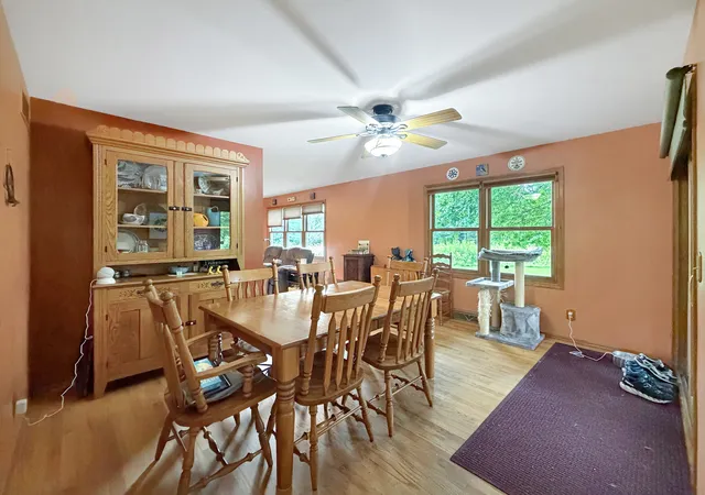 Photo 4 of Single family home for sale at 705 Chelsea Ct, Freeport, IL 61032 | MLS# 12727472 | Listing updated on 2026-08-25