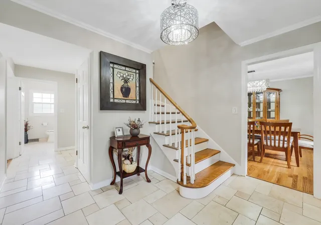 3rd image of 3150 Hemlock Ln, Northbrook, IL 60062 | MLS# 12727504