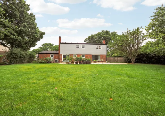 34th image of 3150 Hemlock Ln, Northbrook, IL 60062 | MLS# 12727504