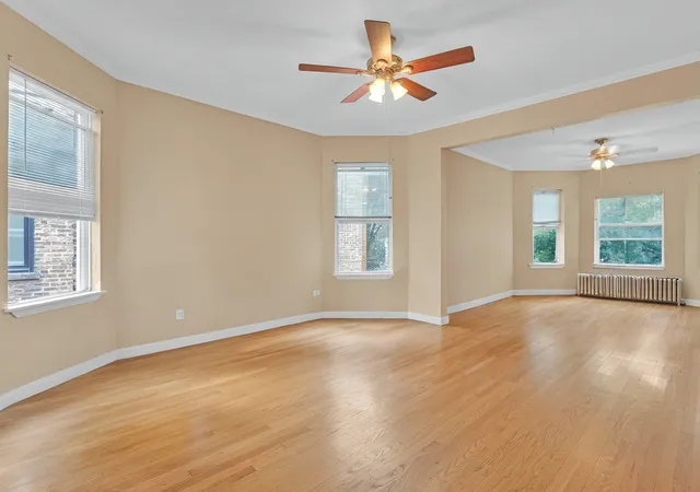 Listing Photo 3 - Condo for sale in building located at 2441 N Hamlin Ave, Chicago, IL 60647