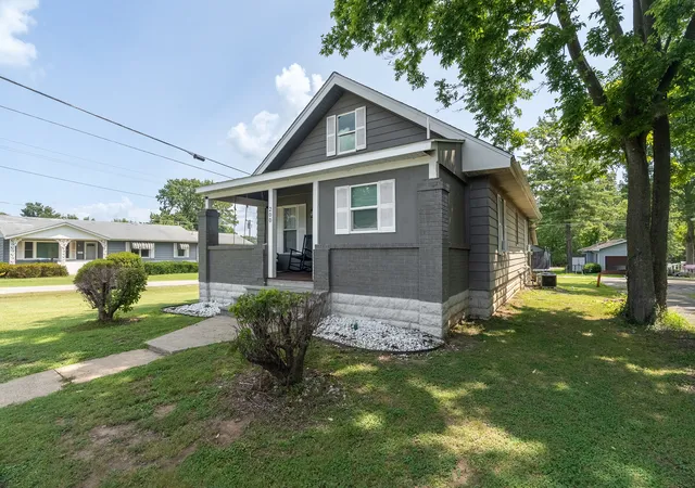 Photo 2 of Sale Pending at 200 S 8th Street, Herrin, IL 62948 | MLS# 12727600 | Listing updated on 2026-08-31