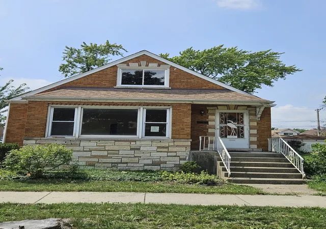 Photo 1 of Single family home for sale at (Undisclosed), Berwyn, IL 60402 | MLS# 12727618 | Listing updated on 2026-09-04