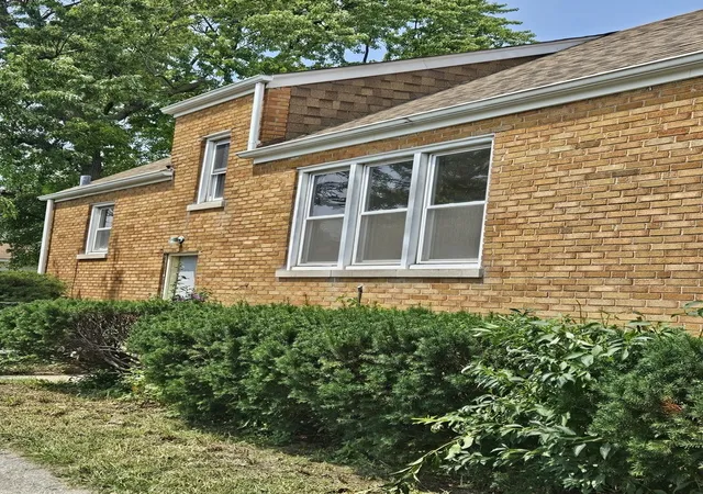 Photo 2 of Single family home for sale at (Undisclosed), Berwyn, IL 60402 | MLS# 12727618 | Listing updated on 2026-09-04