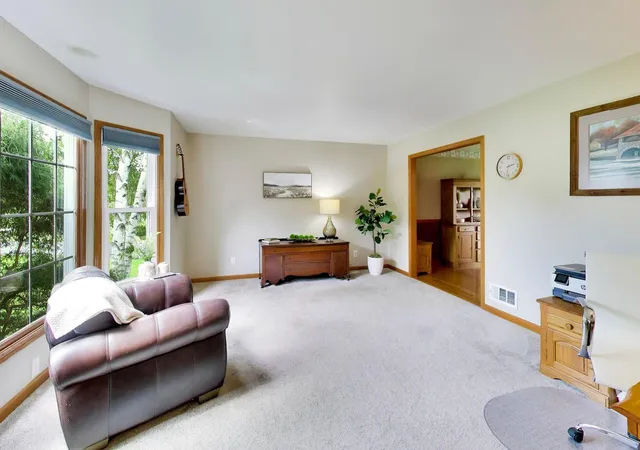Photo 3 of Single family home for sale at 3860 Crabapple Ln, Wonder Lake, IL 60097 | MLS# 12727654 | Listing updated on 2026-08-30