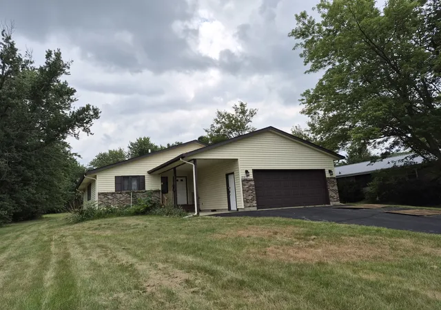 Photo 1 of Single family home for sale at 830 Lake Summerset Rd, Lake Summerset, IL 61019 | MLS# 12727659 | Listing updated on 2026-08-25