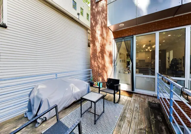 Photo 2 of Condo for sale at 920 N Hermitage Ave #1F, Chicago, IL 60622 | MLS# 12727676 | Listing updated on 2026-08-19