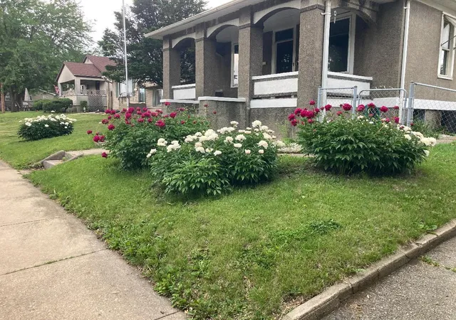 Photo 3 of Single family home for sale at 209 W Dakota St, Spring Valley, IL 61362 | MLS# 12727766 | Listing updated on 2026-08-25