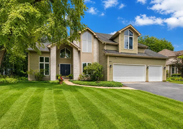 1st image of 624 Bailey Dr, Batavia, IL 60510 | MLS# 12727801