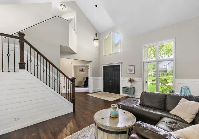 4th image of 624 Bailey Dr, Batavia, IL 60510 | MLS# 12727801