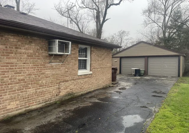 2nd image of 322 Nassau St, Park Forest, IL 60466 | MLS# 12727856