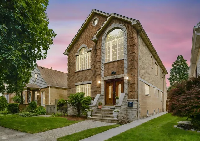 2nd image of 7718 W Farragut Ave, Chicago, IL 60656 | MLS# 12727945