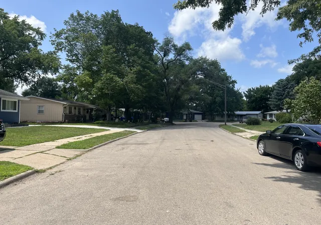 2nd image of 2916 Cameron Ave, Rockford, IL 61101 | MLS# 12727968