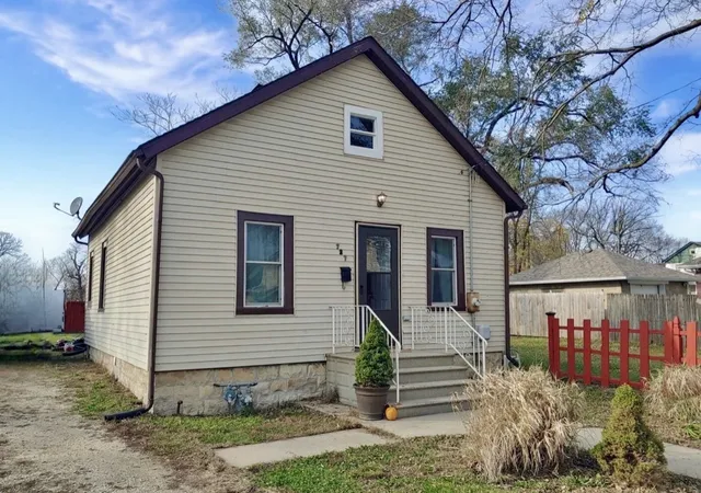 1st image of 727 Elmer St, Joliet, IL 60433 | MLS# 12728076