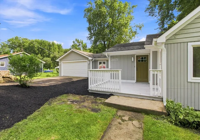 3rd image of 26979 N Ada St, Wauconda, IL 60084 | MLS# 12728096