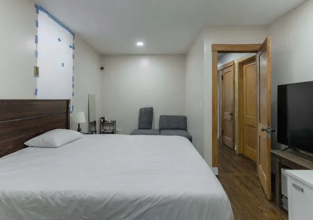 Listing Photo 5 - Condo for sale in building located at 3402 W Lexington St, Chicago, IL 60624
