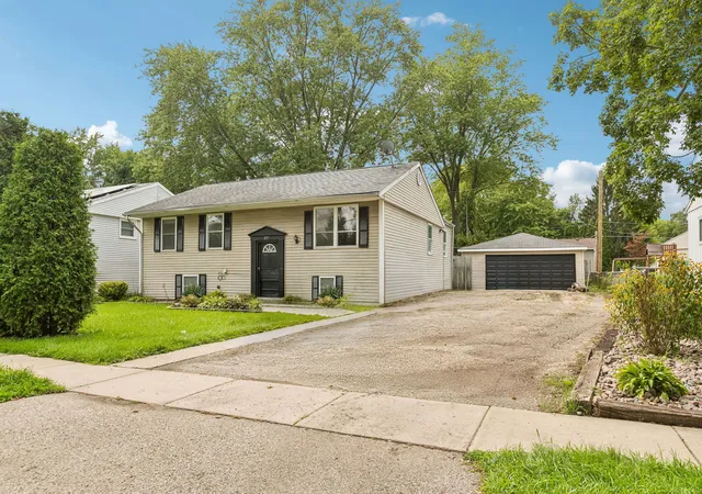 1st image of 875 Larkdale Row, Wauconda, IL 60084 | MLS# 12728120