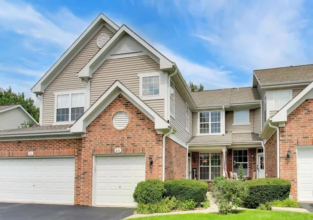 Photo 2 of Townhouse for sale at 60 W 20th Street, Lombard, IL 60148 | MLS# 12728159 | Listing updated on 2026-09-01