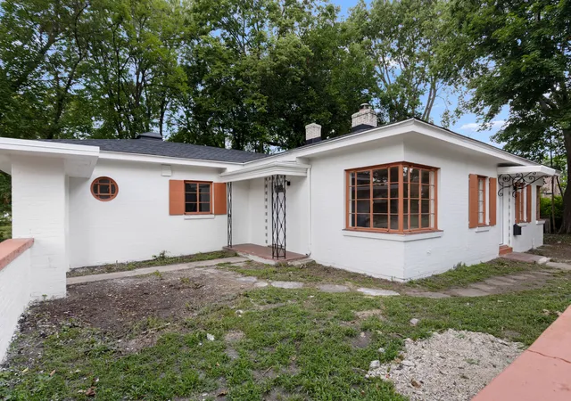 2nd image of 1822 E State St, Rockford, IL 61104 | MLS# 12728188