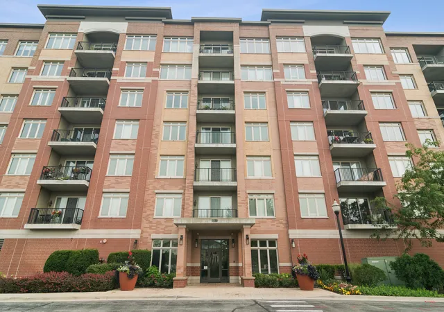 Photo 1 of Condo for sale at 1199 E Port Clinton Rd #711, Vernon Hills, IL 60061 | MLS# 12728217 | Listing updated on 2026-08-26