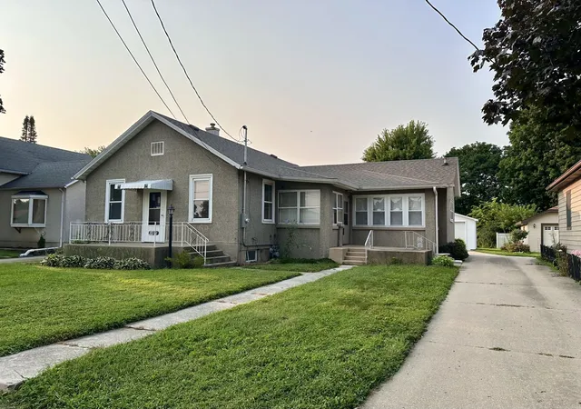 17th image of 2311 7th St, Peru, IL 61354 | MLS# 12728256