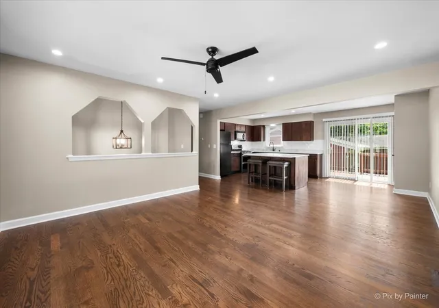 3rd image of 6122 Pleasant View Rd, Cary, IL 60013 | MLS# 12728269