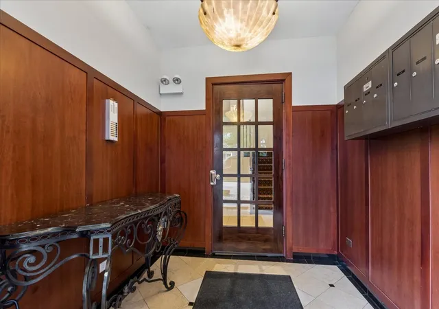 Photo 3 of Condo for sale at 1148 W Roscoe St #1E, Chicago, IL 60657 | MLS# 12728286 | Listing updated on 2026-09-03