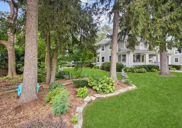 Photo 2 of Single family home for sale at 448 S Spring Ave, La Grange, IL 60525 | MLS# 12728290 | Listing updated on 2026-08-19