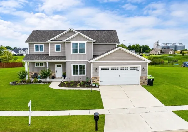 1st image of 520 Prairie Meadows Dr, Heyworth, IL 61745 | MLS# 12728334