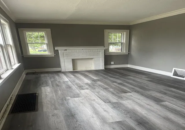 2nd image of 1125 9th St, Rockford, IL 61104 | MLS# 12728347