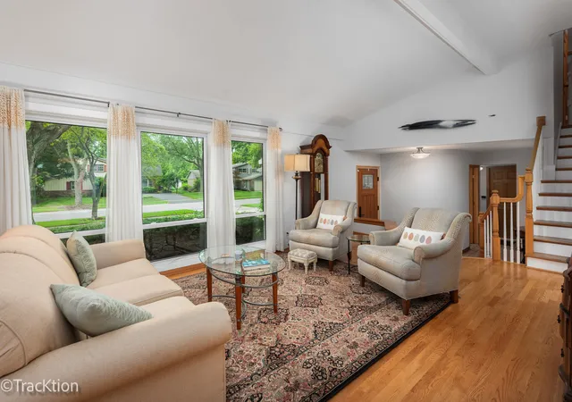 3rd image of 116 Pembroke Rd, Naperville, IL 60540 | MLS# 12728438