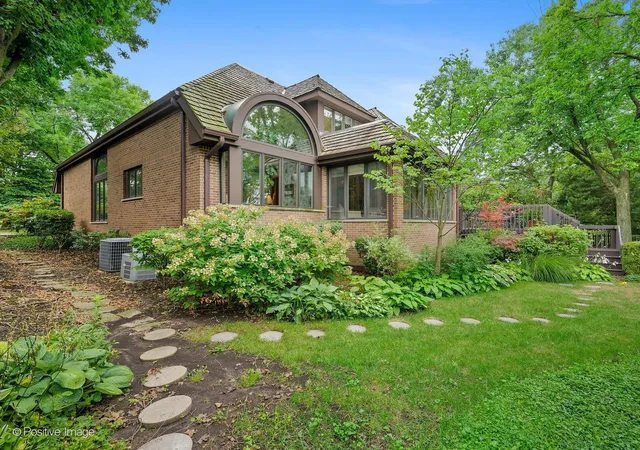 2nd image of 68 Godair Dr, Hinsdale, IL 60521 | MLS# 12728478