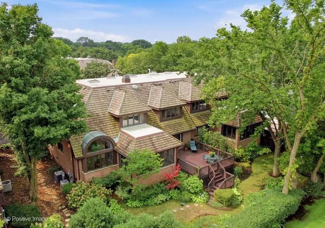 3rd image of 68 Godair Dr, Hinsdale, IL 60521 | MLS# 12728478