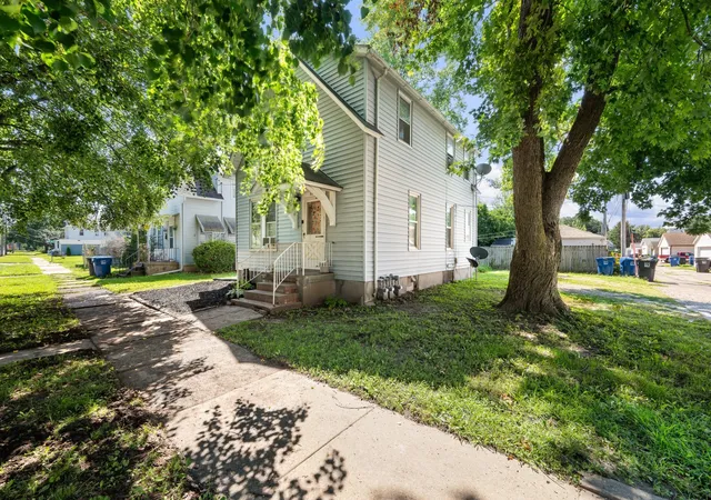 1st image of 1118 14th Ave, Moline, IL 61265 | MLS# 12728591