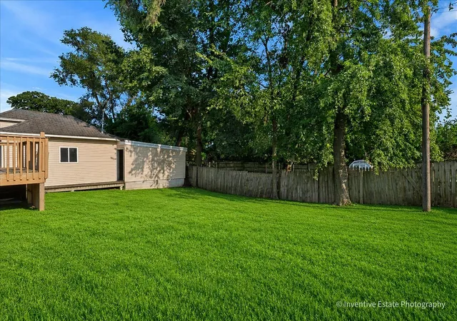 20th image of 1133 Liberty St, Aurora, IL 60505 | MLS# 12728658