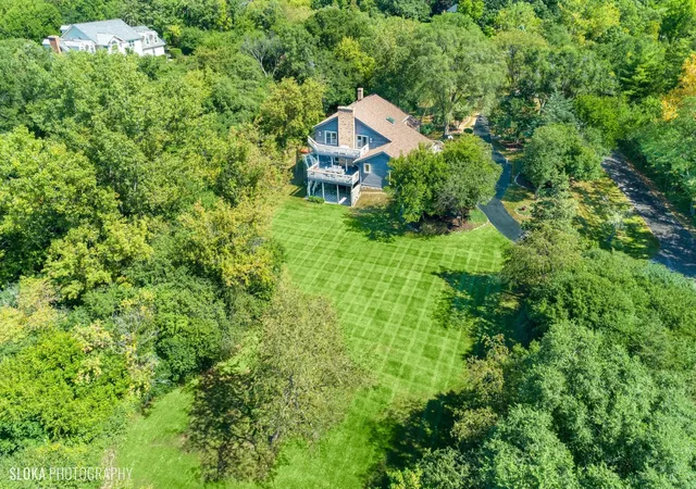 Photo 3 of Single family home for sale at 255 Indian Trl Rd, North Barrington, IL 60010 | MLS# 12728689 | Listing updated on 2026-08-26